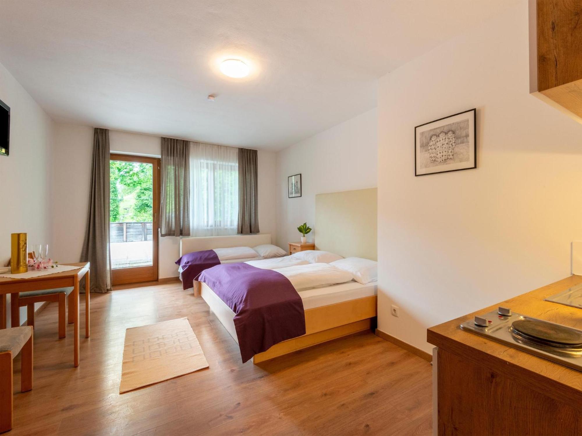 Property In เคียร์ชบิเคิล ภายนอก รูปภาพ